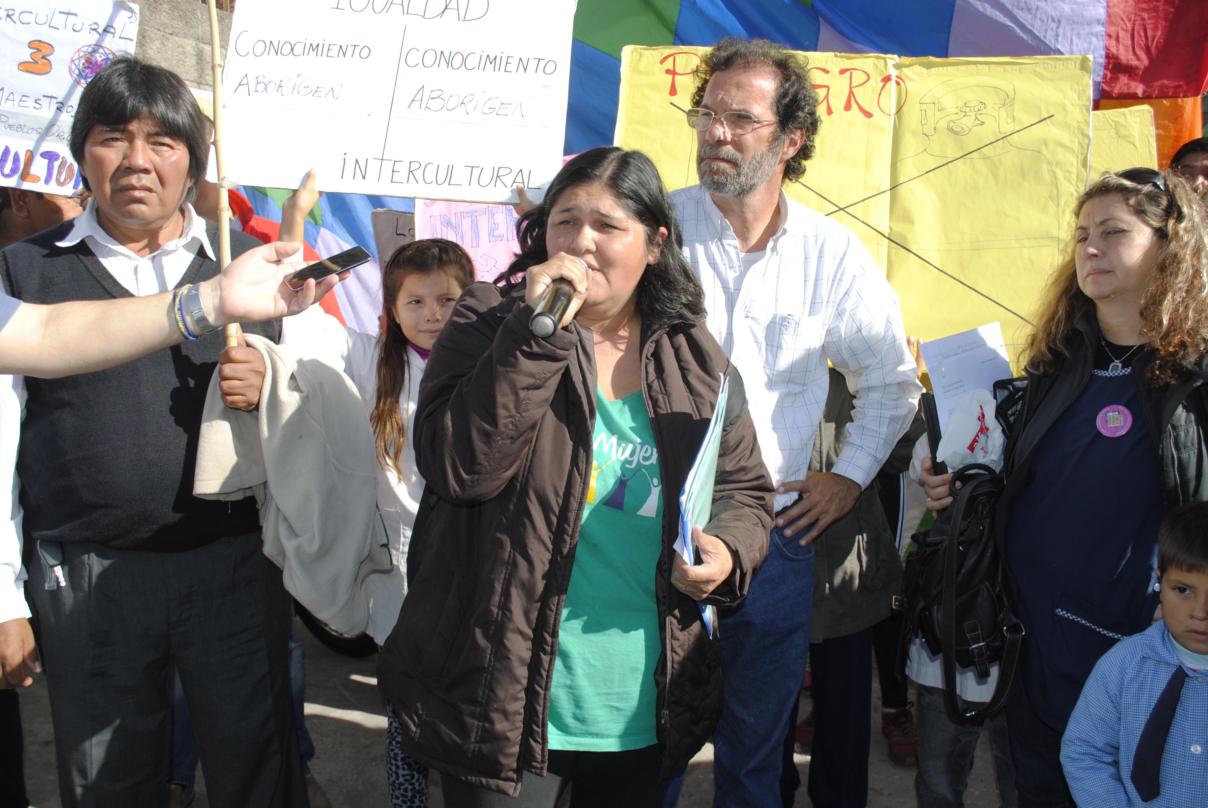 Asistentes Escolares: Concentración frente al Ministerio de Educación