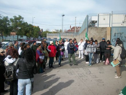 Asistentes Escolares reemplazantes llevan cuatro meses sin cobrar