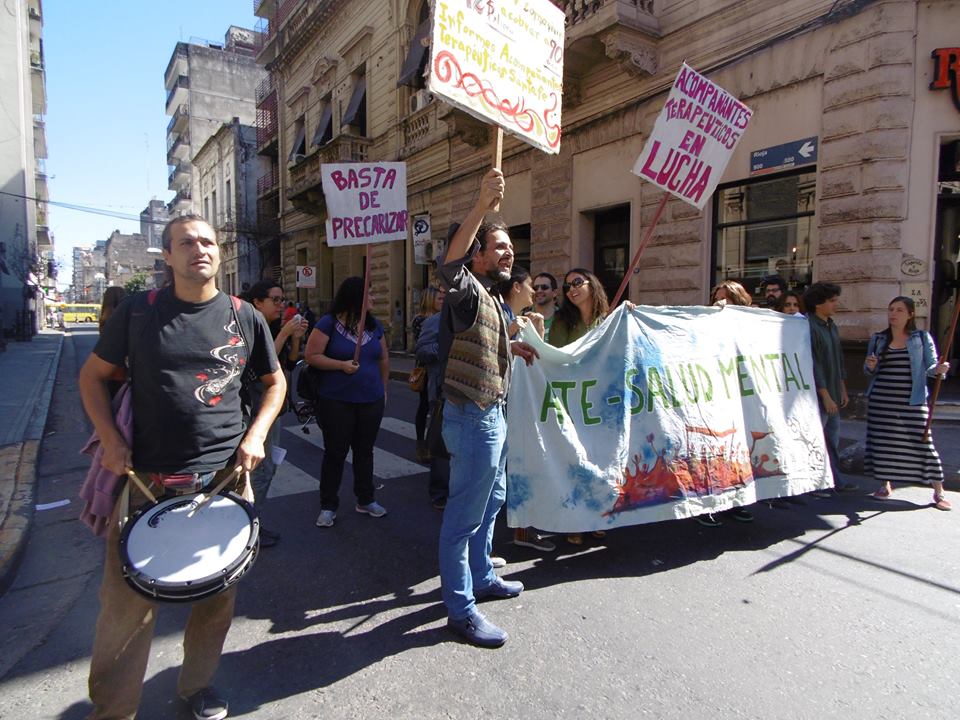 Paro y Asamblea en el Ministerio de Salud