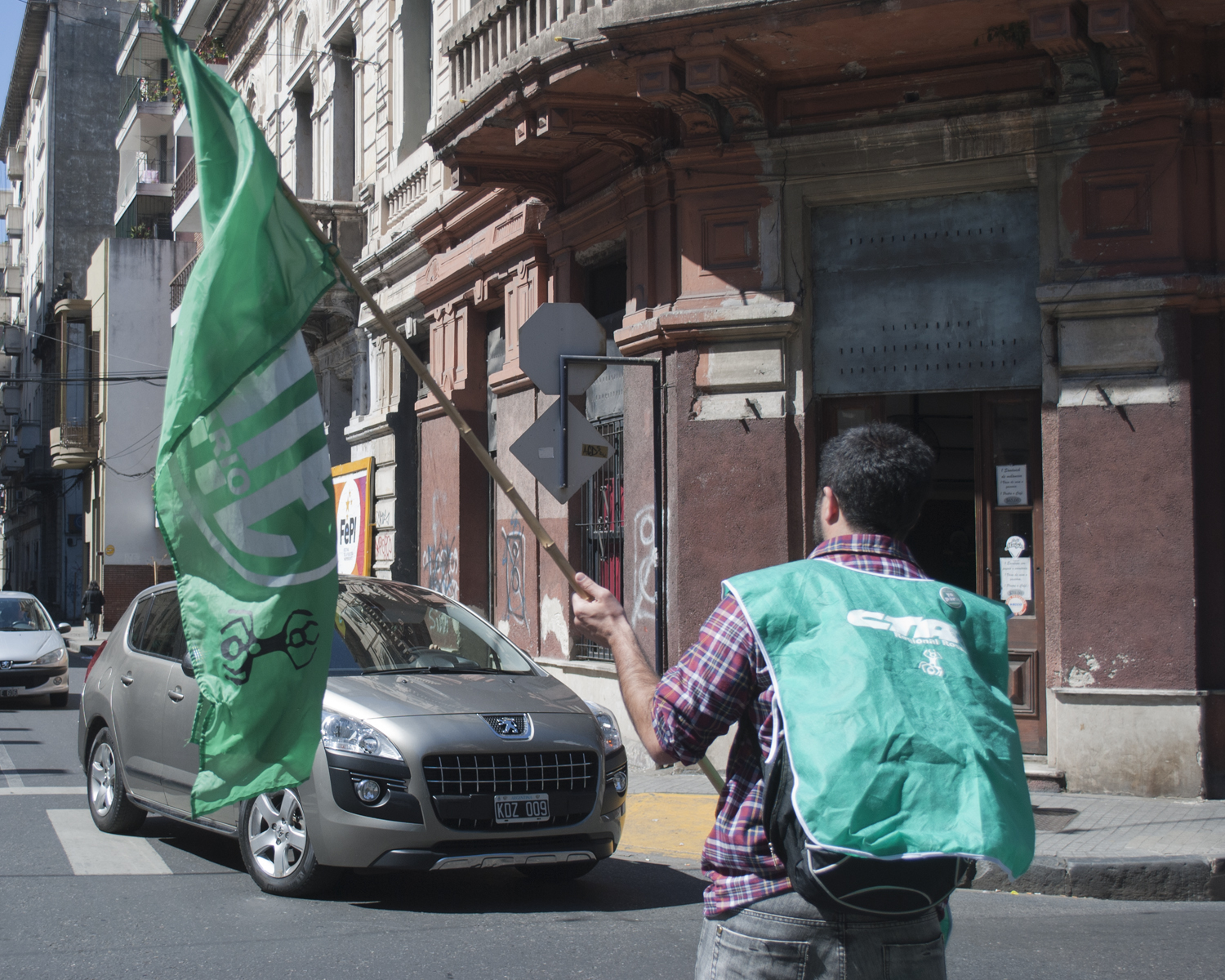 ATE Niñez Rosario: Trabajadores exigen salarios adeudados
