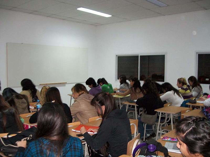 San Lorenzo: Cursos para afiliados en el ISET 25