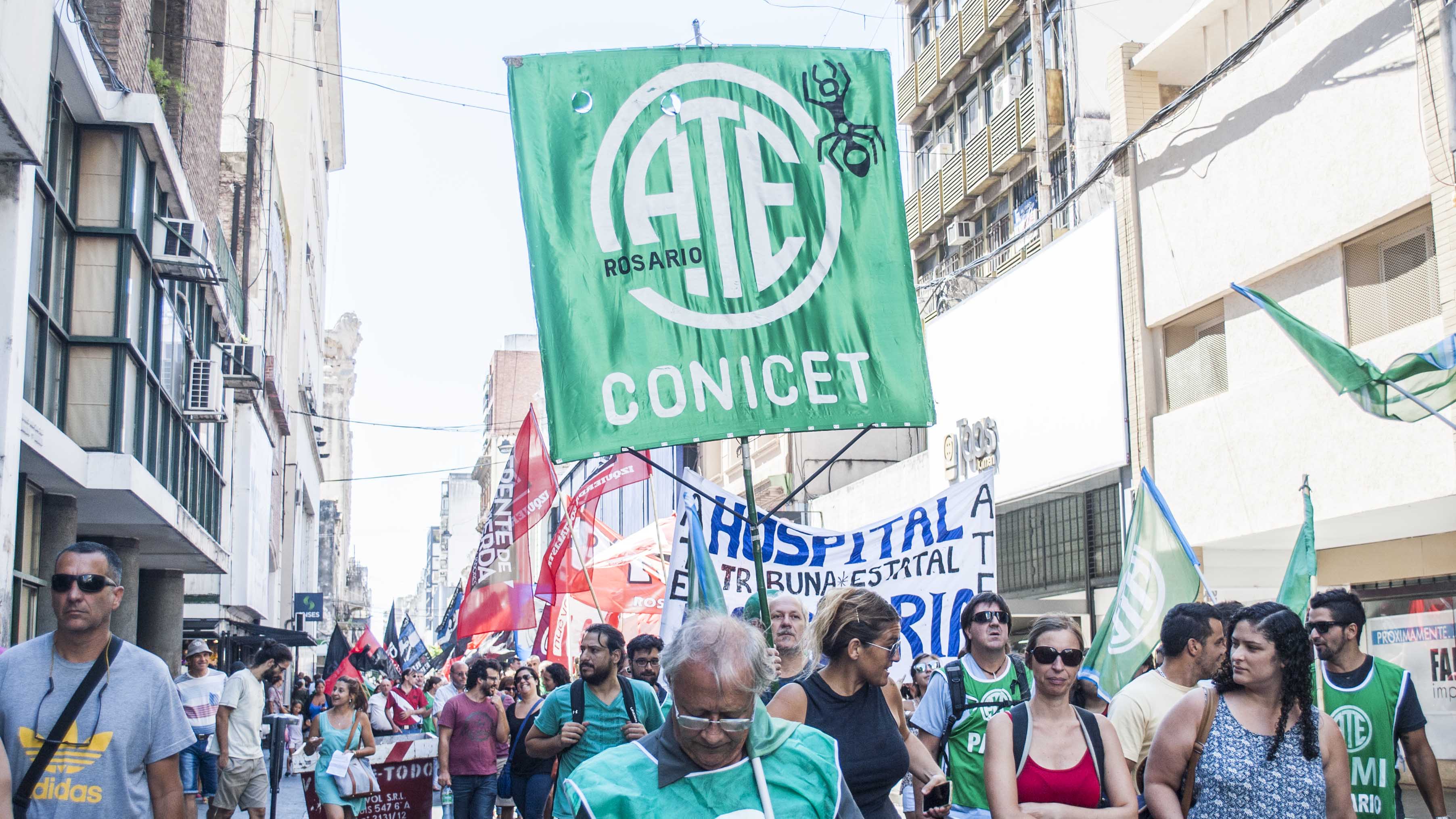 Asamblea abierta de la comunidad científica : “Frente al ajuste, organización colectiva”